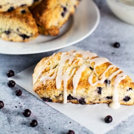 Blueberry Scones with Lemon Glaze - Recipe photo by becomebetty