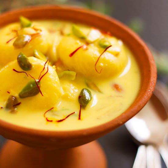 Rasmalai Indian Dessert - Recipe photo by MunatyCooking
