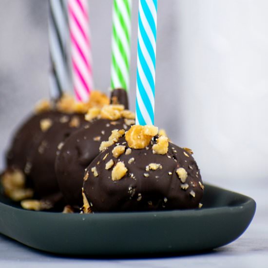 Banana Cake Pops - Recipe photo by inthekitchnet