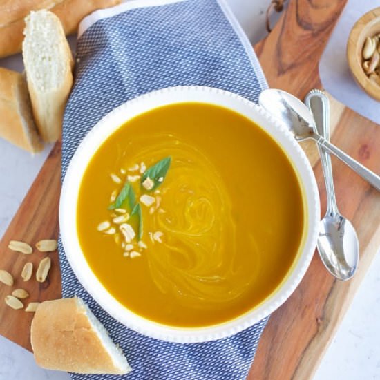 Instant Pot Curried Pumpkin Soup - Recipe photo by Seasonal Cravings