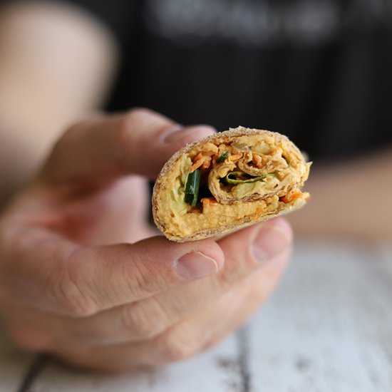 Buffalo hummus tortilla pinwheels - Recipe photo by cadryskitchen