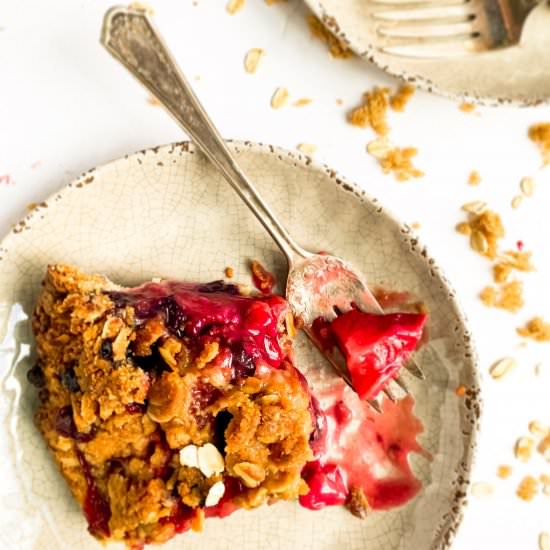 Strawberry crumble pie - Recipe photo by katethebaker