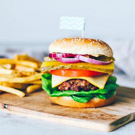 best homemade burgers (grass-fed) - Recipe photo by killingthyme