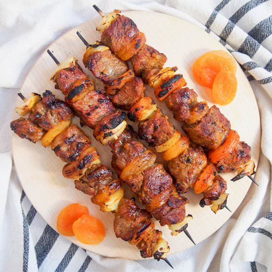 Sosaties (lamb and apricot kebabs) - Recipe photo by carolinescooking