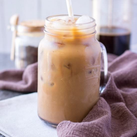 Iced Mocha Latte - Recipe photo by healthyhappynatalie