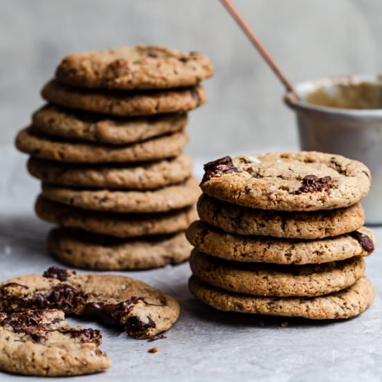 Vegan Tahini Chocolate Chip Cookies - Recipe photo by My Goodness Kitchen