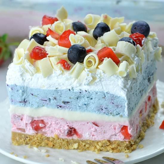 Very Berry Dessert Lasagna - Recipe photo by omgchocolatedesserts