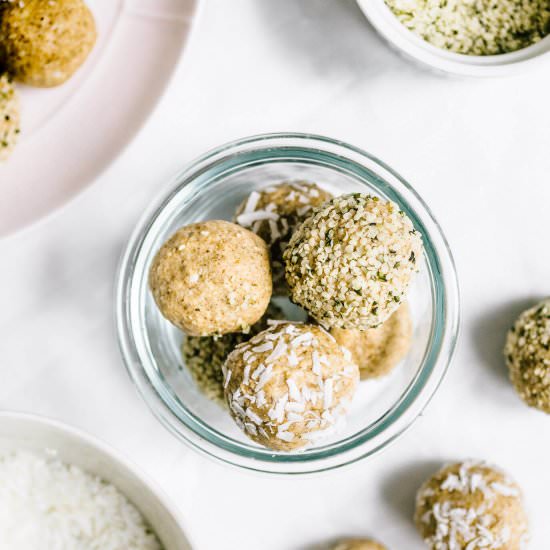 Cashew Coconut Collagen Bites - Recipe photo by nourishedbynutrition