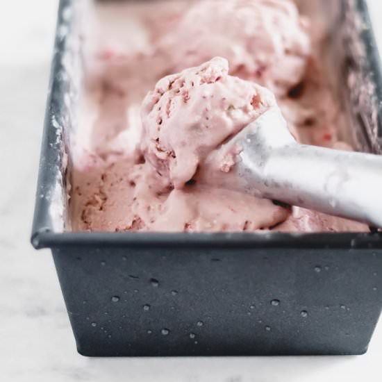 Strawberry Cheesecake Ice Cream - Recipe photo by paleoinpdx
