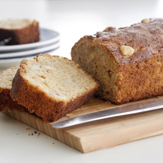 Banana Cake with Hazelnuts - Recipe photo by lilcookieblog