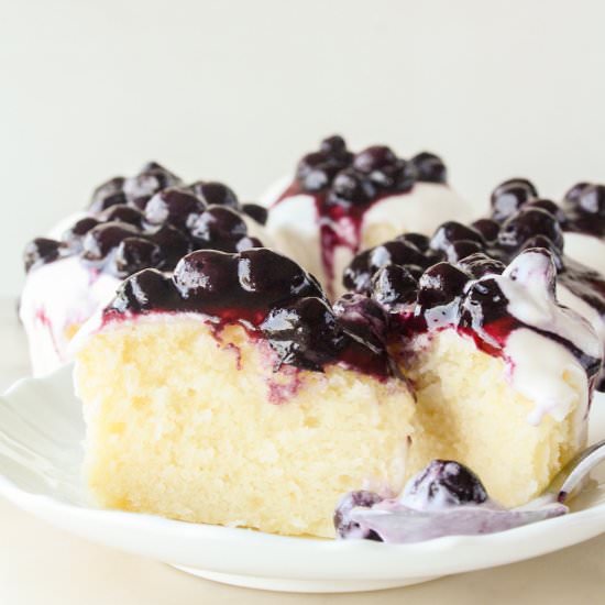 Mini Lemon Blueberry Cakes - Recipe photo by The Desserted Girl