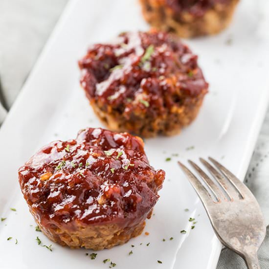 Mozzarella Meatloaf Muffins - Recipe photo by MakeAheadMealMom