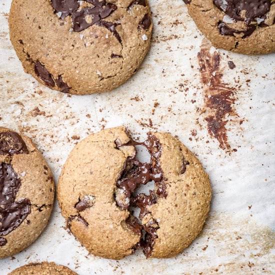 Vegan/GF/Oil-free Chocolate Cookies - Recipe photo by girlmeetsradish