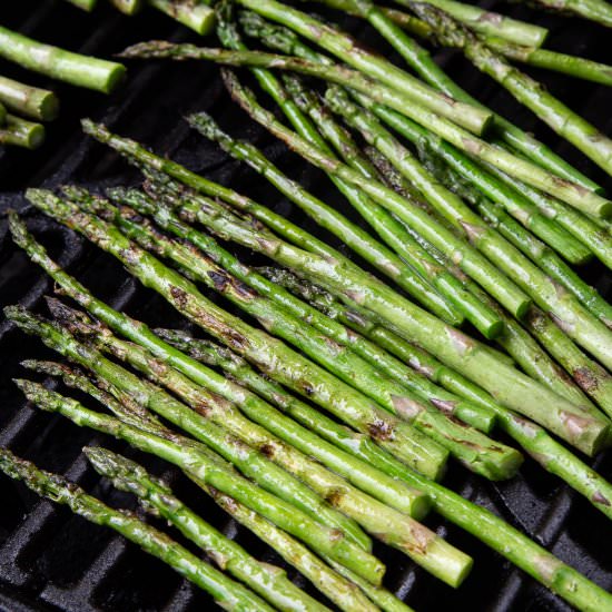How to Grill Asparagus - Recipe photo by giftofhospitality