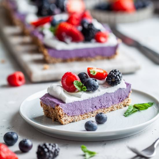 No Bake Vegan Berry Cheesecake - Recipe photo by olive_and_mango