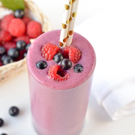 Frozen berry smoothie - Recipe photo by sweetashoneynz