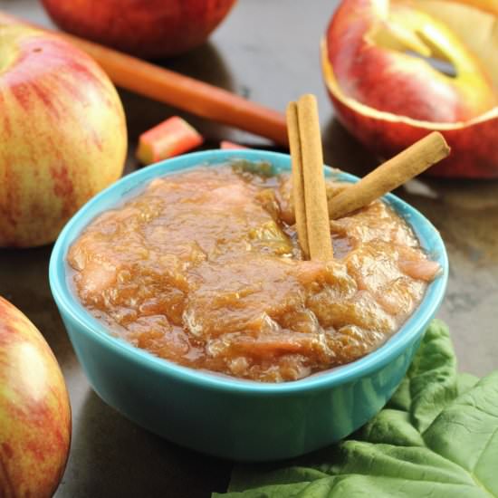 Rhubarb Applesauce - Recipe photo by Mangia Bedda