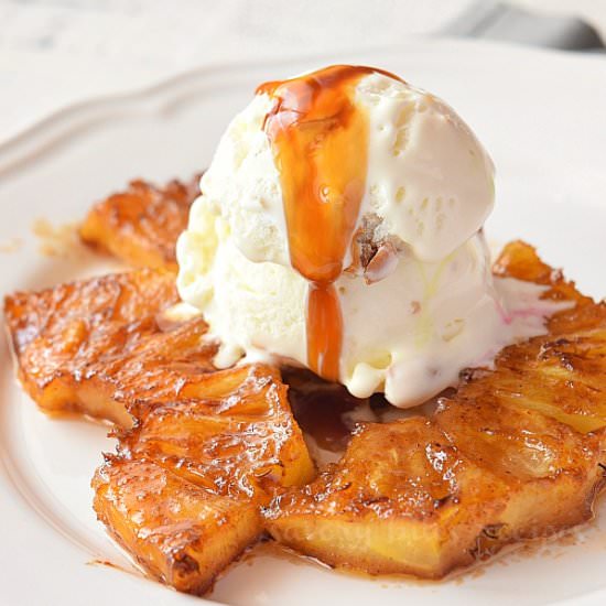 Best Grilled Pineapple Slices - Recipe photo by Savory Bites