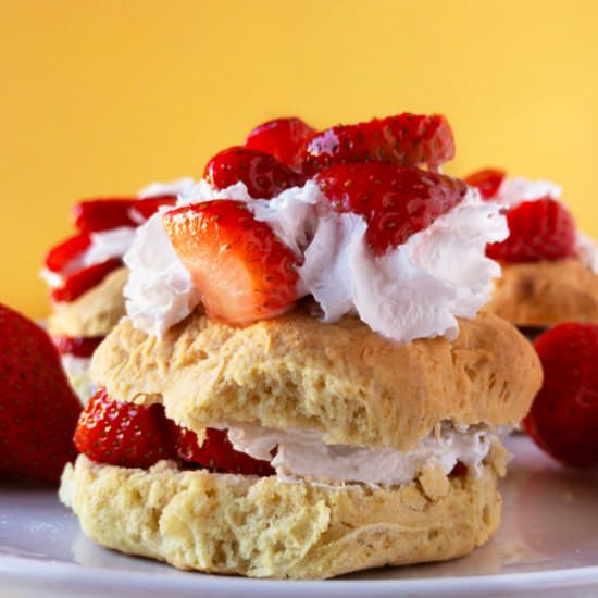 Vegan Strawberry Shortcake - Recipe photo by mimiace