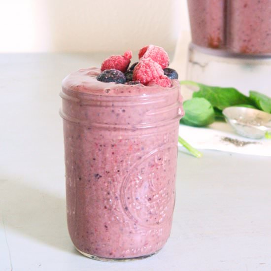 Berries and Greens Smoothie - Recipe photo by APinchofCrazy