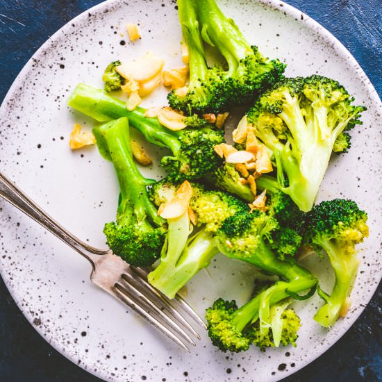Italian Broccoli - Recipe photo by sipandfeast