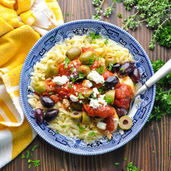 Dump-and-Bake Mediterranean Chicken - Recipe photo by The Seasoned Mom