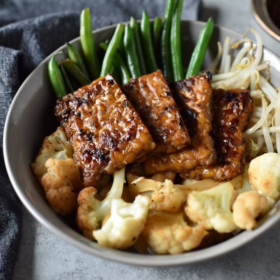 Indonesian Grain Bowls - Recipe photo by mealpreponfleek
