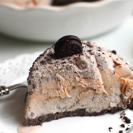Easy Oreo Ice Cream Pie - Recipe photo by suebeehomemaker