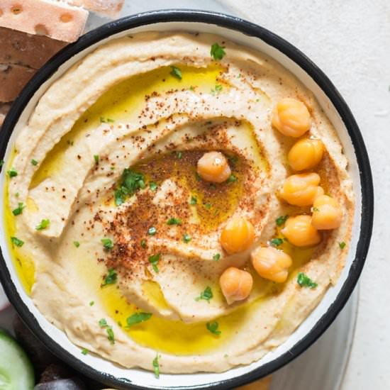 Homemade Hummus - Recipe photo by currytrail