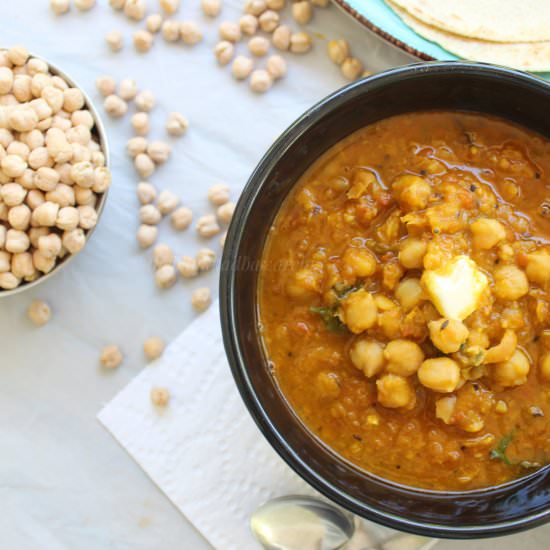 No-soak Chole (Chickpeas) - Recipe photo by Thebhukkadbawarchi