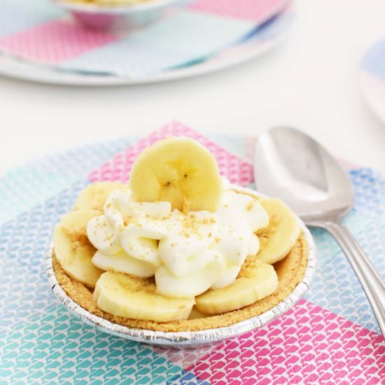 Mini Banana Cream Pies - Recipe photo by Savvysavingcouple