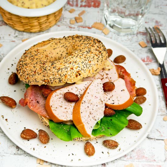 Smoked chicken bagels - Recipe photo by Culinaire bagage