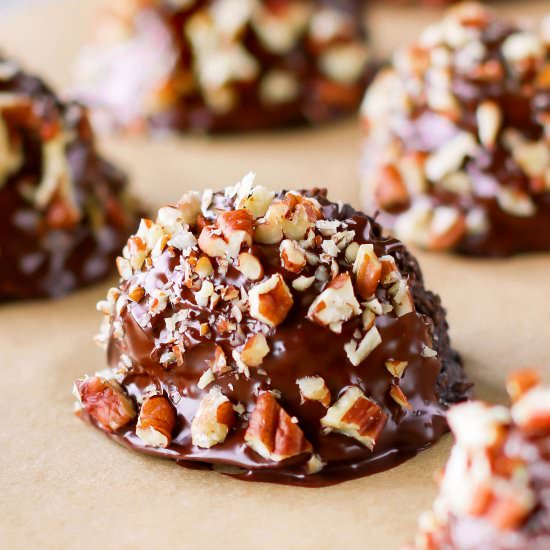 German Chocolate Cake Macaroons - Recipe photo by dessertswithbenefits