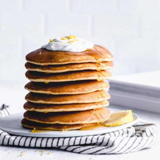 Fluffy Vegan Pancakes - Recipe photo by The Green Creator