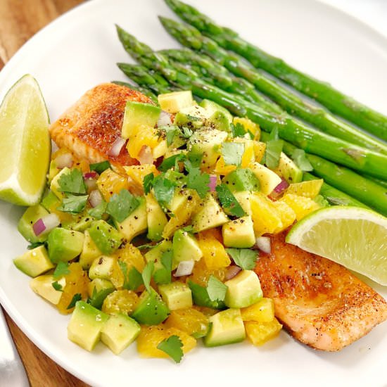 Salmon with Avocado Salsa - Recipe photo by chef not required