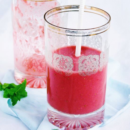 Strawberry coctail - Recipe photo by Izaa