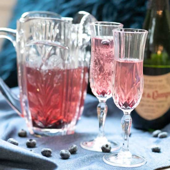 Blueberry Tea Cocktail - Recipe photo by healnourishgrow