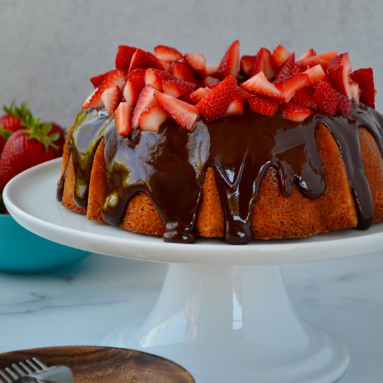 Chocolate-Covered Strawberry Cake - Recipe photo by justataste