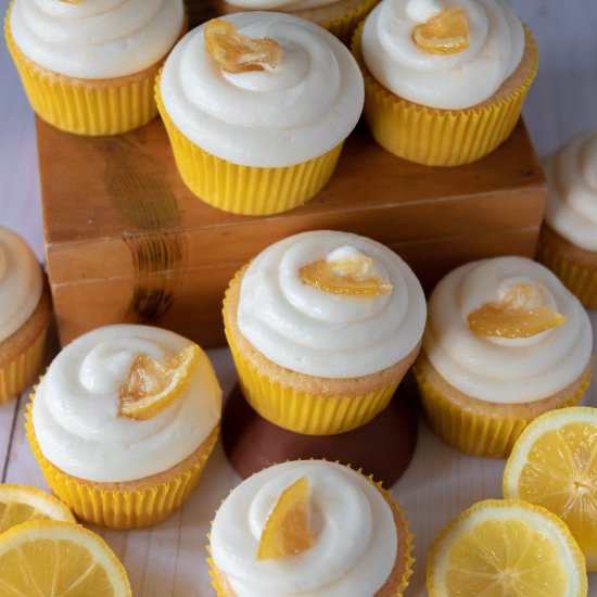 Vegan Lemon Cream Cheese Cupcakes - Recipe photo by 86Eats