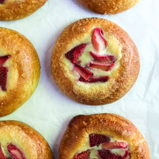 Strawberry Rhubarb Brioche - Recipe photo by thesweetoccasion
