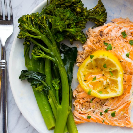 Lemon Garlic Grilled Salmon - Recipe photo by No Plate Like Home