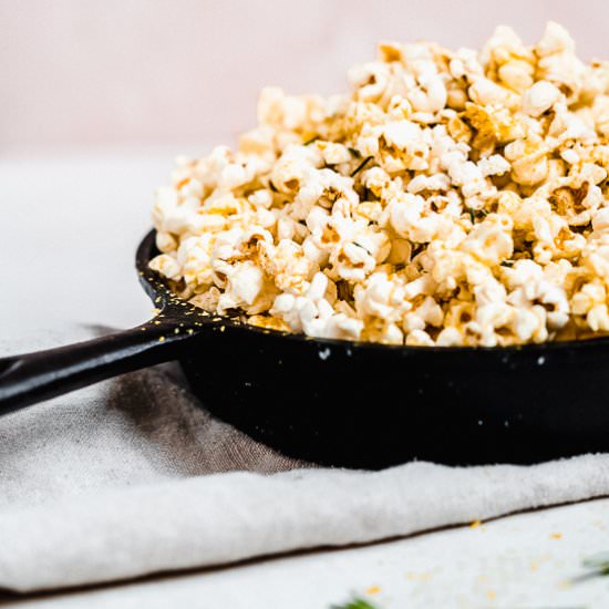 "Cheesy" Garlic Rosemary Popcorn - Recipe photo by thefitpeach