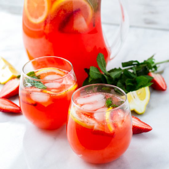 Homemade Strawberry Lemonade - Recipe photo by cookingformysoul