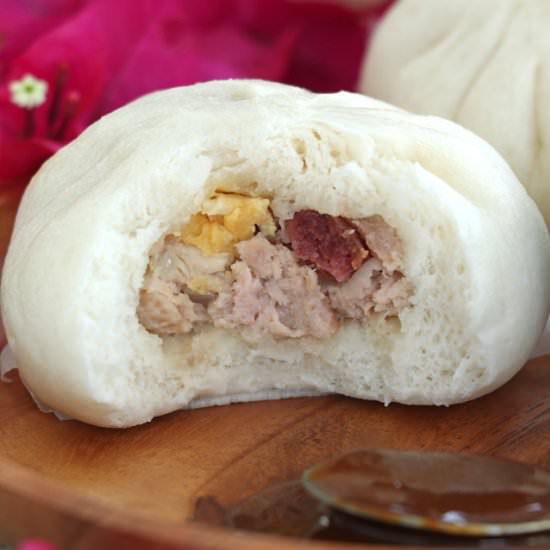 Siopao Bola-Bola-Steamed Pork Buns - Recipe photo by foxy folksy