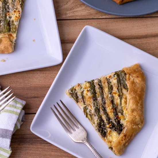 Asparagus and Goat Cheese Galette - Recipe photo by smackofflavor