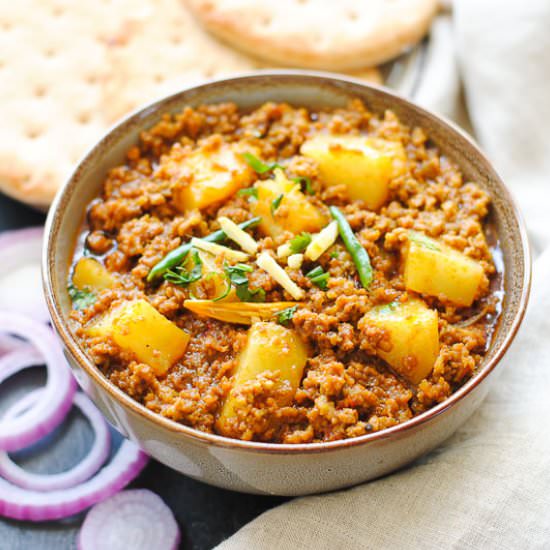 Keema Aloo (Mince with Potatoes) - Recipe photo by Indian Ambrosia