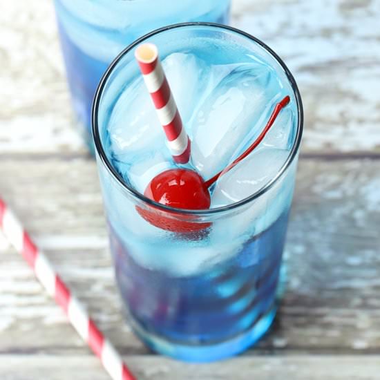 Fourth of July Cocktail - Recipe photo by TheToastyKitchen