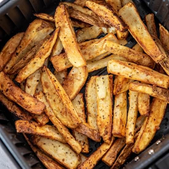 Air Fryer French Fries - Recipe photo by garnishedplate