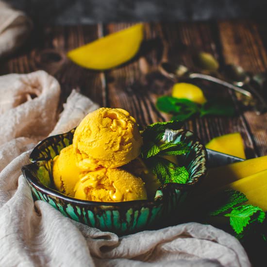 Mango Ice cream - Recipe photo by Gastronomic Bong