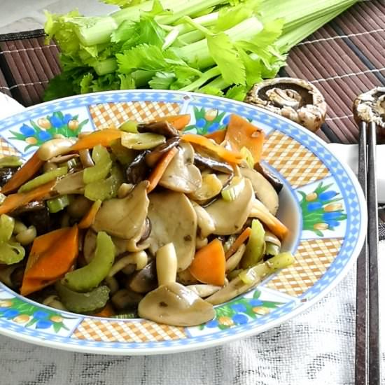 Mushroom stir fry - Recipe photo by Taste of Asian Food